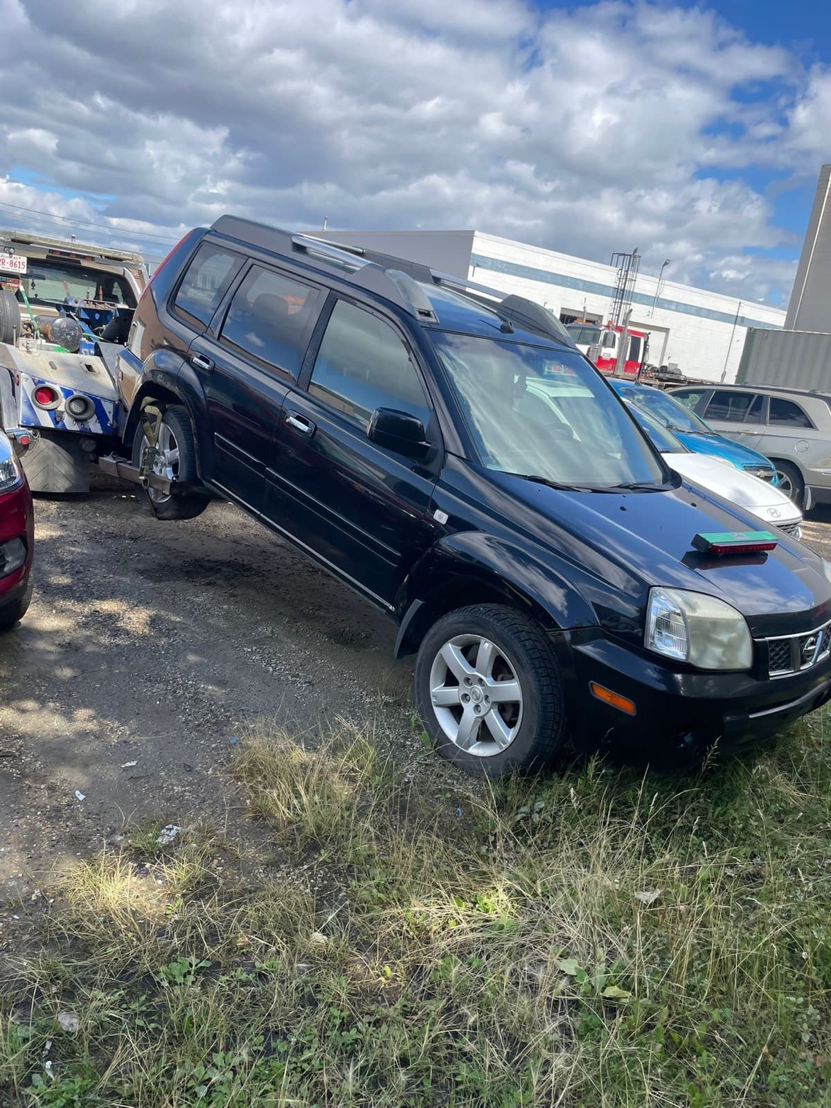 Nissan X-Trail loaded for Spruce Grove salvage SUV pickup