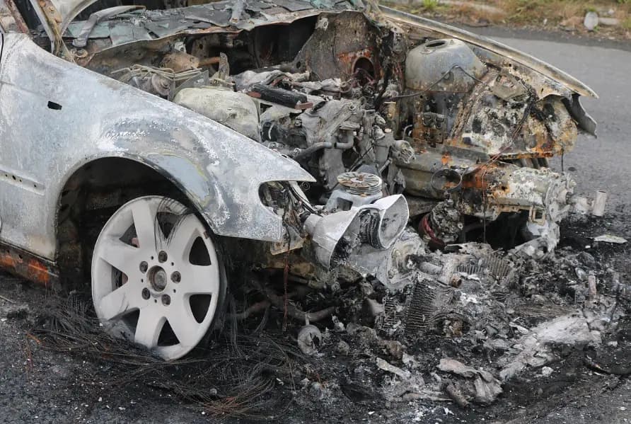 sell damaged car safely